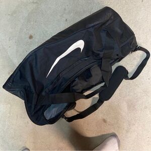 Nike extra large duffle